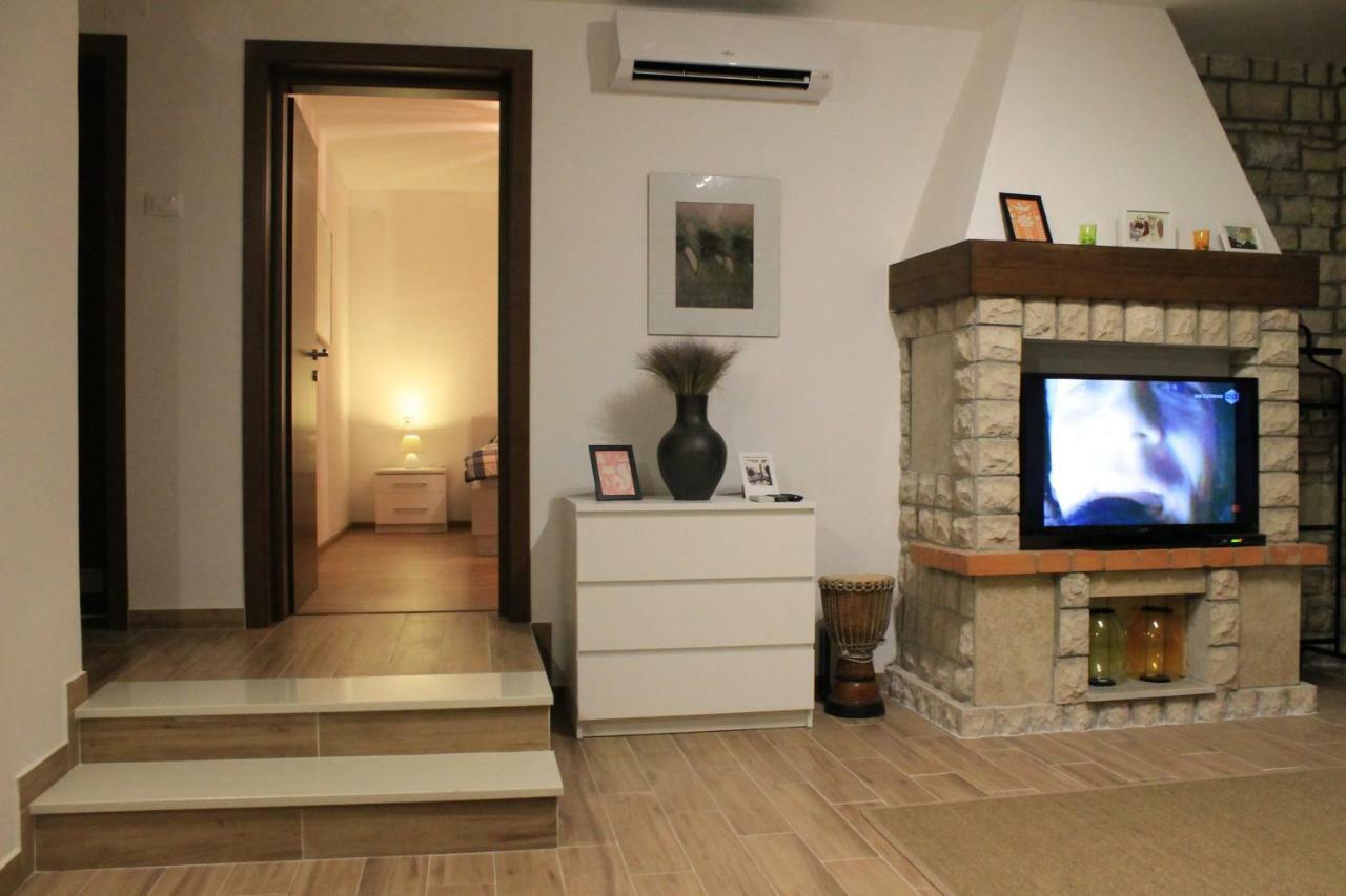 Apartments Dina PUY Exterior foto
