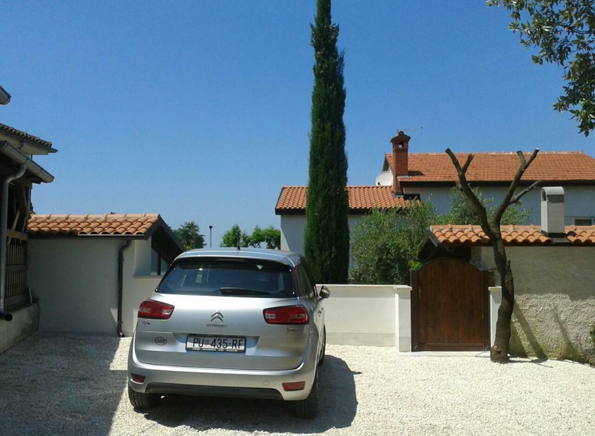 Apartments Dina PUY Exterior foto