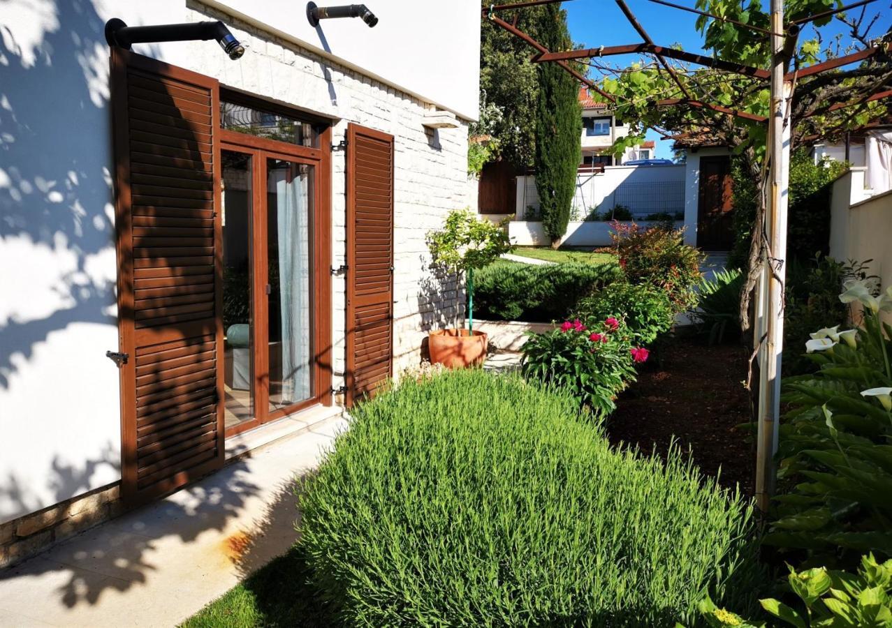 Apartments Dina PUY Exterior foto
