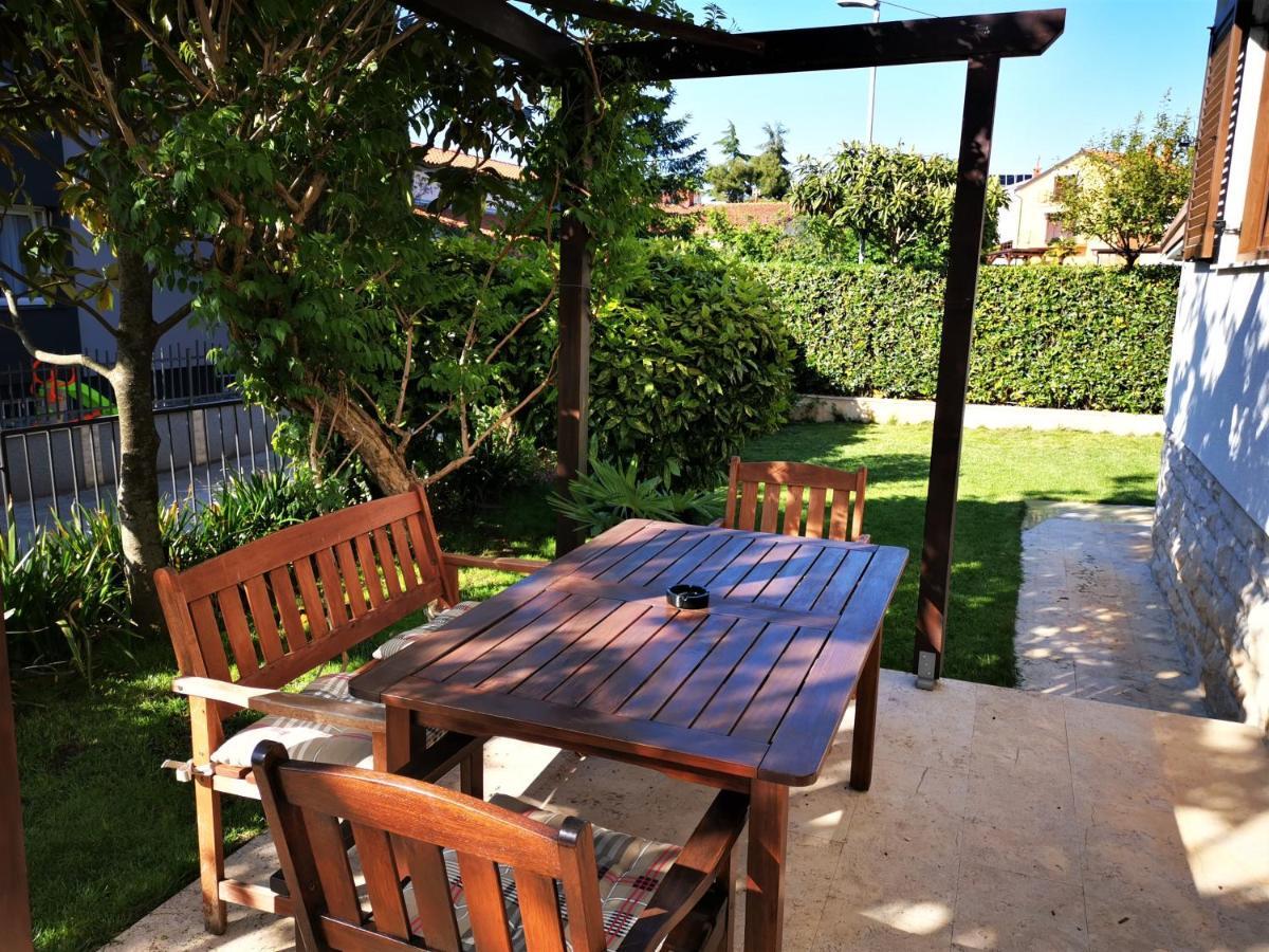 Apartments Dina PUY Exterior foto