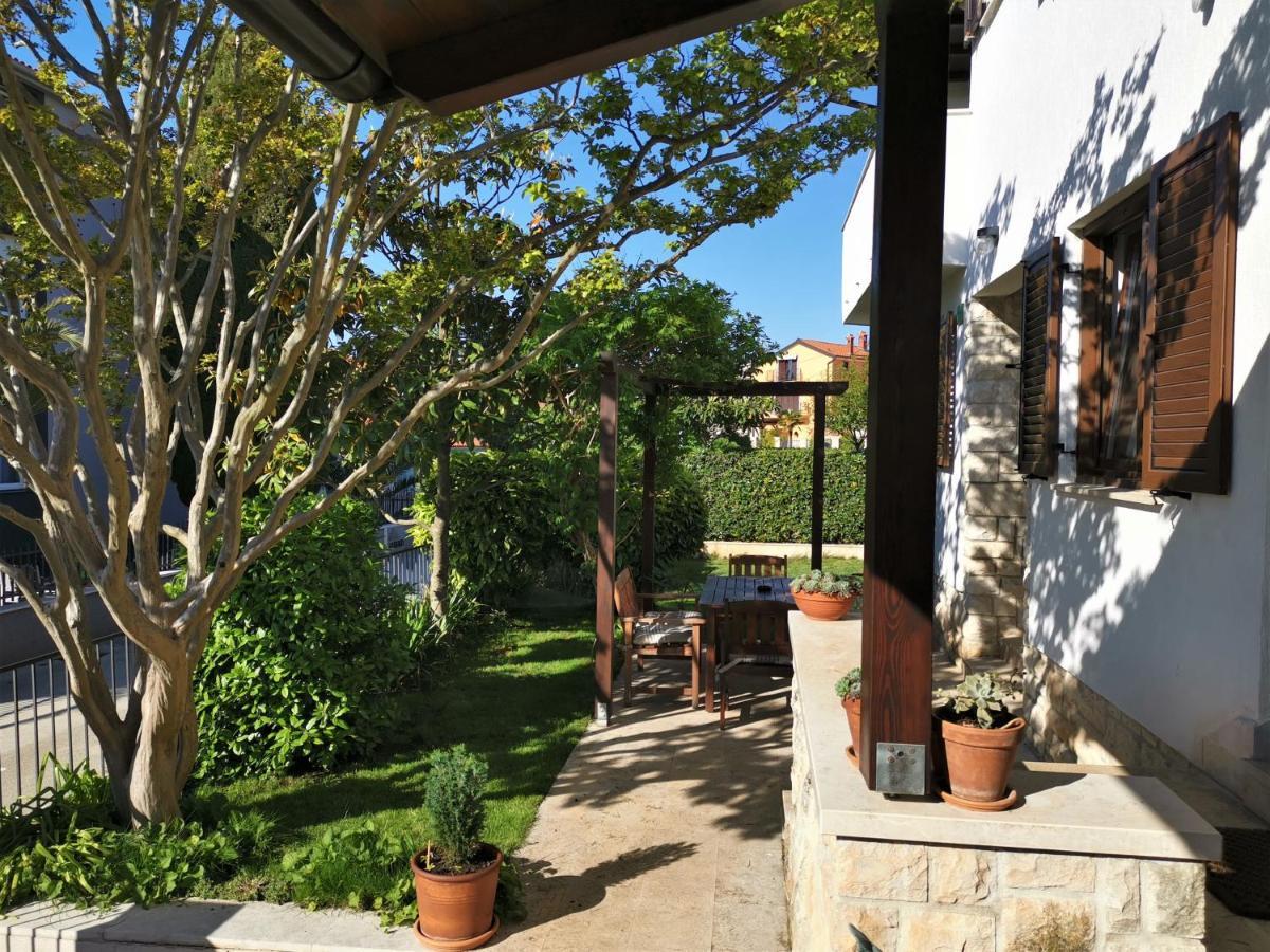 Apartments Dina PUY Exterior foto
